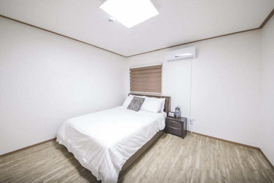 Sunyang Village Pension Jeju Exterior foto